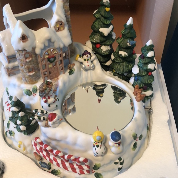 PartyLite Other - PartyLite Snowbell Musical Candle Holder with Skater